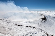 44_Cratere centrale e lontano il sud